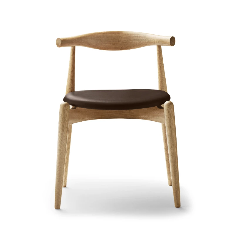 CH20 Elbow Chair – Carl Hansen & Søn bei Arredare