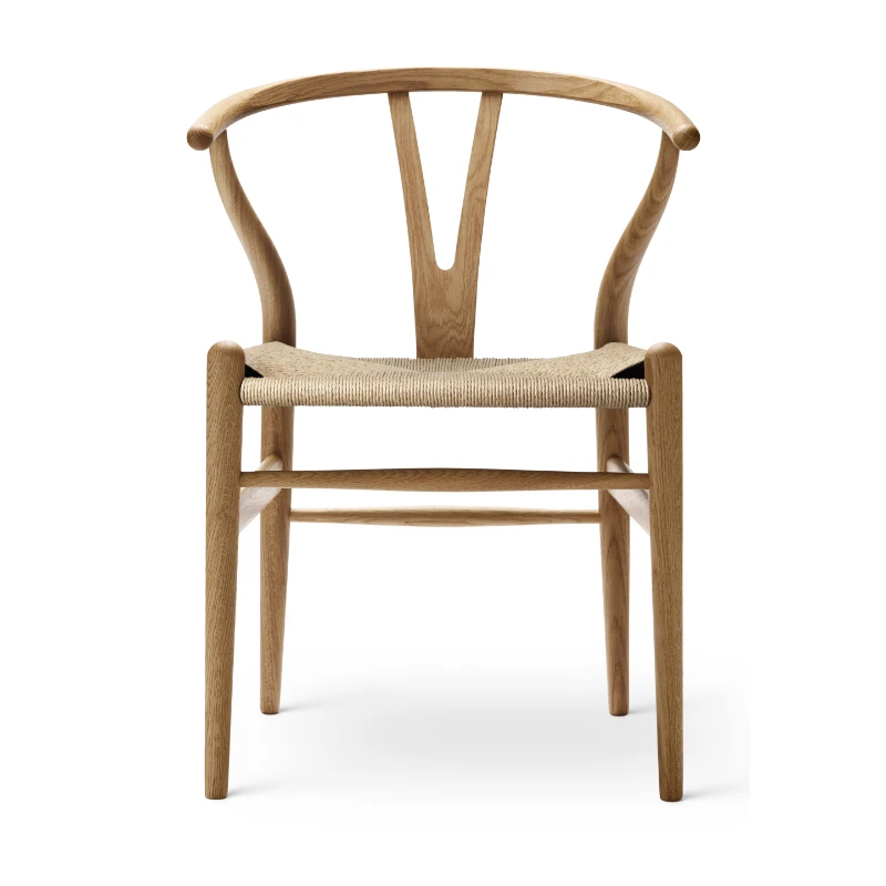 CH24 Wishbone Chair – Carl Hansen & Søn bei Arredare