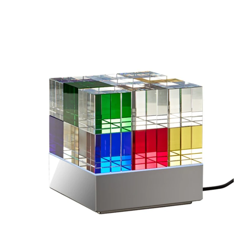 Cube Light Tischleuchte – Tecnolumen bei Arredare